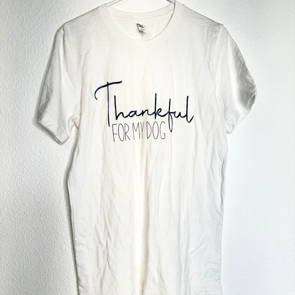 "Thankful for my Dog" Dog Mom T-Shirt - Picture 1 of 1